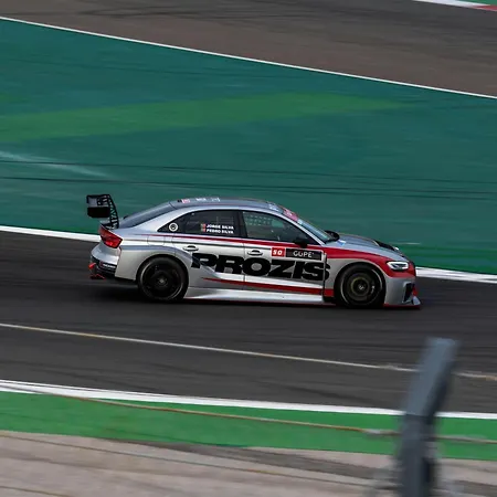 Paparazzi - Riverviews Διαμέρισμα *