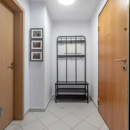 Paparazzi - Riverviews Apartman *