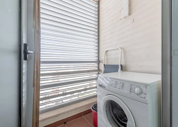 Paparazzi - Riverviews *