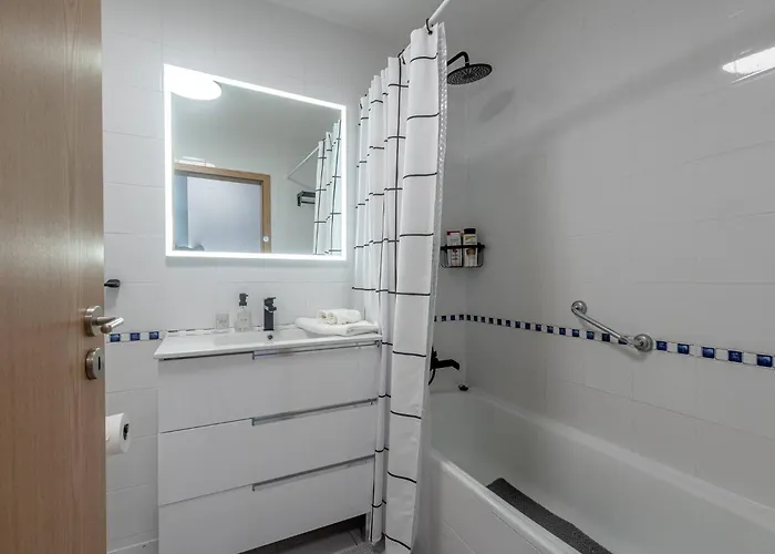 Paparazzi - Riverviews